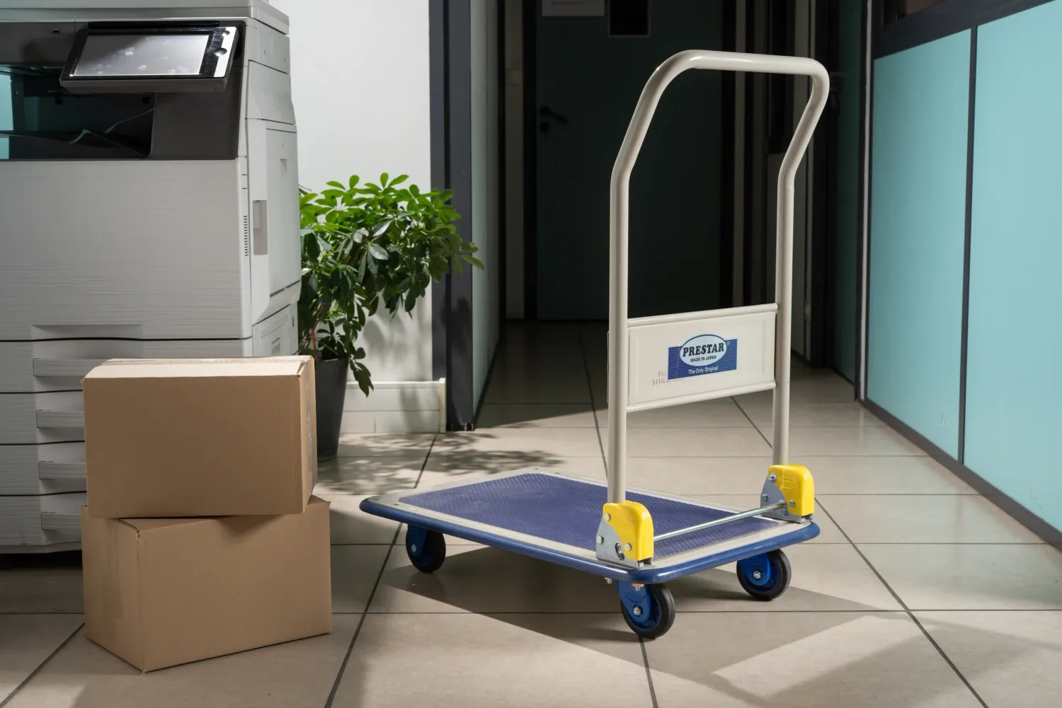 Fimm Prestar chariot dossier repliable tôle antidérapant 300 kg