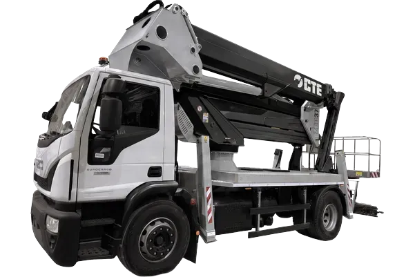 CTE ZED37J plateforme sur porteur 37,3 m 300 kg