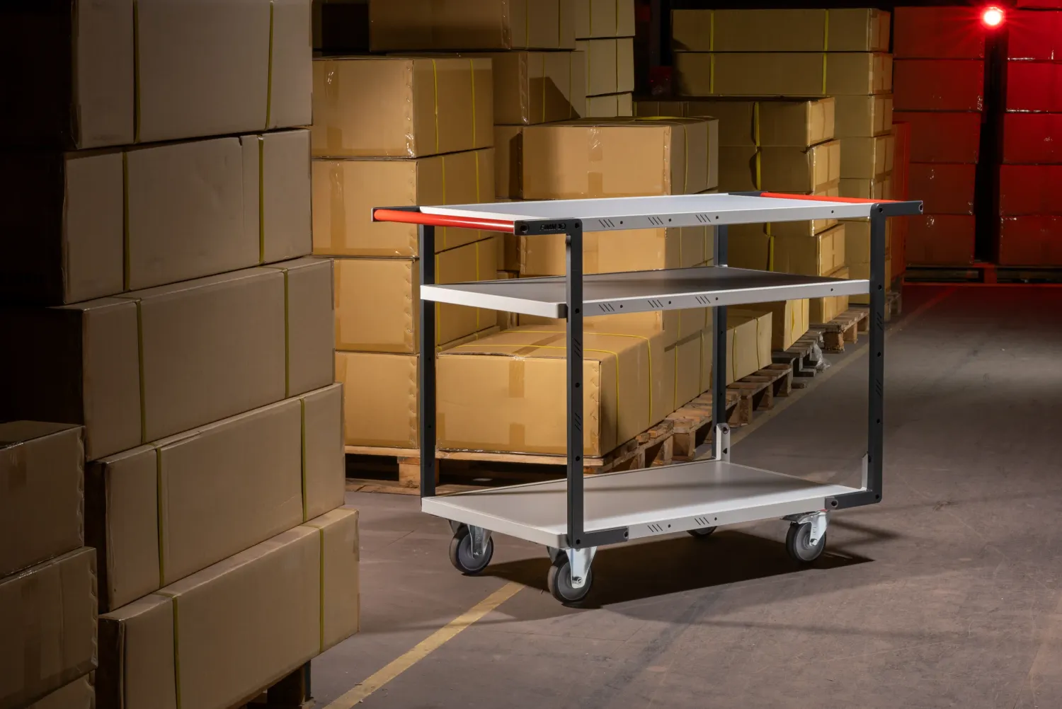 Fimm Flatpack Servante 3 plateaux mélaminé 250 kg
