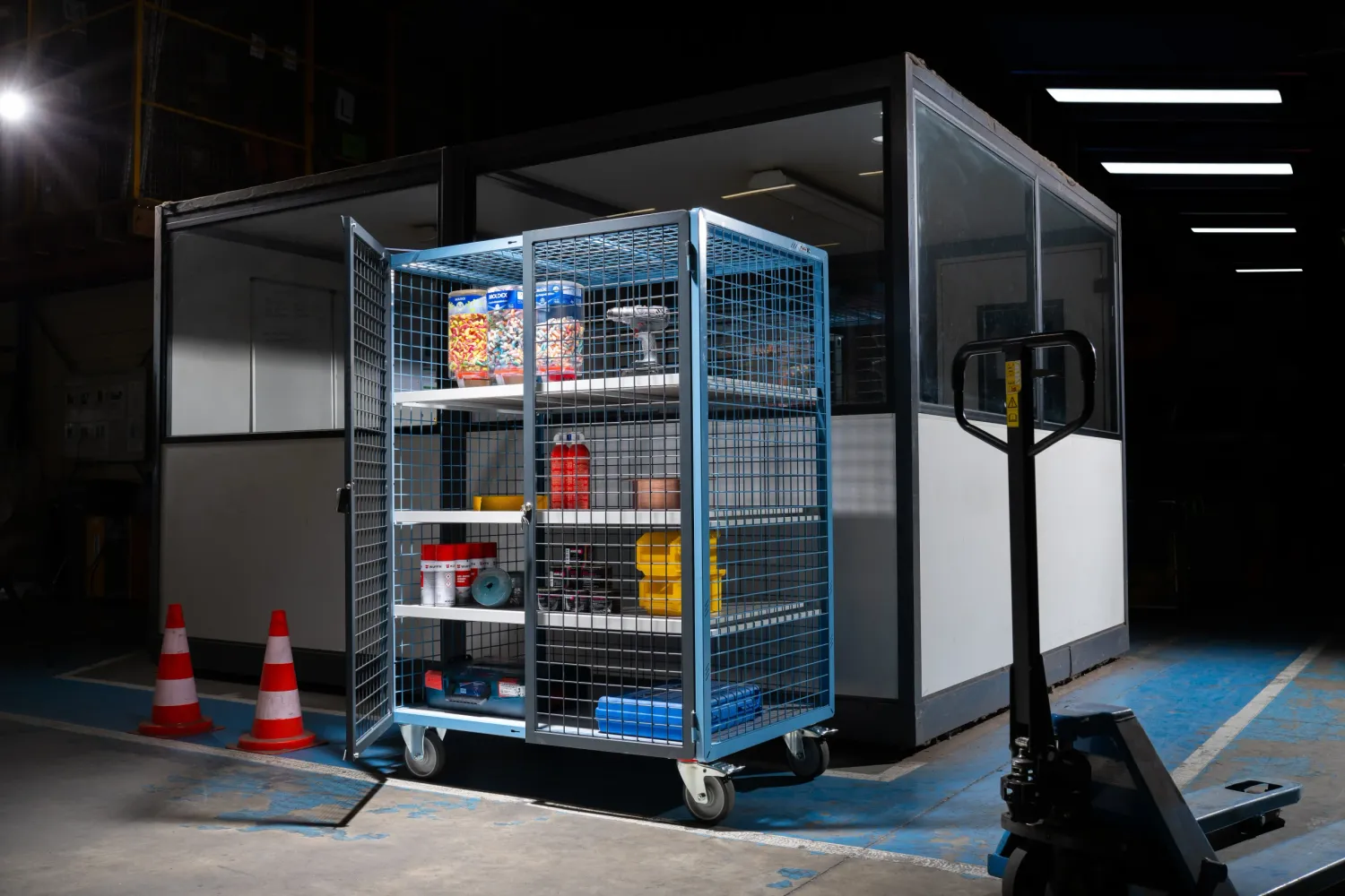 Fimm Servante grillagee 4 cotes 3 etageres 500 kg